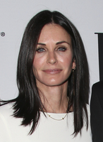 Courteney Cox Longsleeve T-shirt #2738902