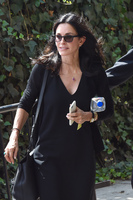 Courteney Cox Sweatshirt #2738913