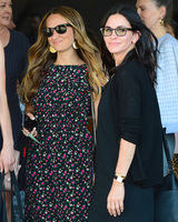 Courteney Cox Longsleeve T-shirt #2738944