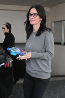 Courteney Cox Longsleeve T-shirt #2739013