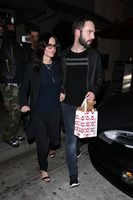 Courteney Cox Longsleeve T-shirt #2739035