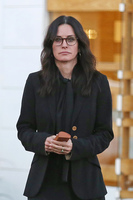Courteney Cox Longsleeve T-shirt #2739057