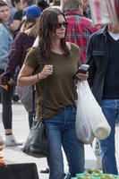 Courteney Cox Longsleeve T-shirt #2739099