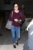 Courteney Cox Longsleeve T-shirt #2739122