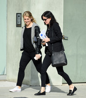 Courteney Cox Longsleeve T-shirt #2739141