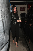 Courteney Cox Longsleeve T-shirt #2739166