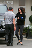 Courteney Cox Longsleeve T-shirt #2739174