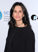 Courteney Cox Longsleeve T-shirt #2739183