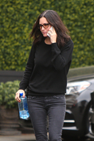 Courteney Cox Sweatshirt #2739233