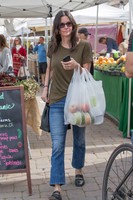 Courteney Cox Longsleeve T-shirt #2739249