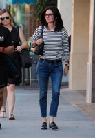 Courteney Cox Longsleeve T-shirt #2739250