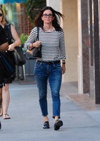 Courteney Cox Longsleeve T-shirt #2739259