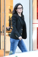 Courteney Cox Longsleeve T-shirt #2739272