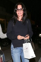 Courteney Cox Longsleeve T-shirt #2739315