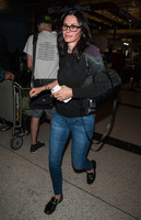 Courteney Cox Longsleeve T-shirt #2739327