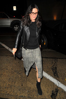 Courteney Cox Longsleeve T-shirt #2739371