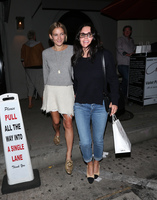 Courteney Cox Longsleeve T-shirt #2739394