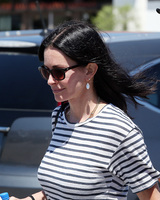 Courteney Cox longsleeve t-shirt #2739525