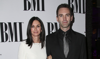 Courteney Cox Longsleeve T-shirt #2739549
