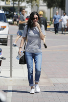 Courteney Cox Sweatshirt #2739583