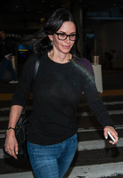 Courteney Cox Longsleeve T-shirt #2739592