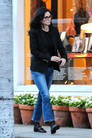 Courteney Cox Sweatshirt #2739640