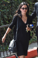 Courteney Cox Longsleeve T-shirt #2739774