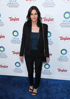 Courteney Cox Longsleeve T-shirt #3205588