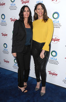 Courteney Cox Longsleeve T-shirt #3205589