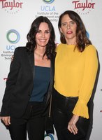 Courteney Cox Longsleeve T-shirt #3205594