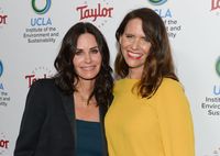 Courteney Cox Longsleeve T-shirt #3205596