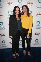 Courteney Cox Longsleeve T-shirt #3205600