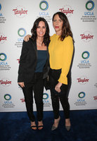 Courteney Cox Longsleeve T-shirt #3205622