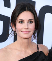 Courteney Cox mug #G1528833