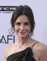 Courteney Cox Longsleeve T-shirt #3286755