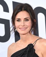 Courteney Cox Longsleeve T-shirt #3286851