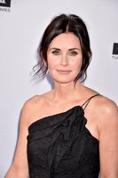 Courteney Cox Longsleeve T-shirt #3286862
