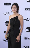 Courteney Cox Longsleeve T-shirt #3286877