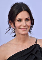 Courteney Cox Longsleeve T-shirt #3286879