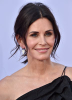 Courteney Cox Longsleeve T-shirt #3286912