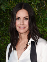 Courteney Cox Longsleeve T-shirt #3307459