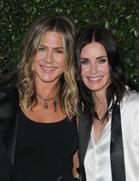 Courteney Cox Longsleeve T-shirt #3307489