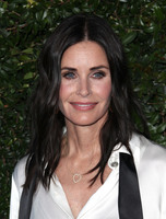 Courteney Cox Longsleeve T-shirt #3307500