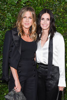 Courteney Cox Longsleeve T-shirt #3307502