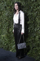 Courteney Cox Longsleeve T-shirt #3307504