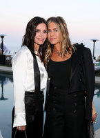 Courteney Cox Longsleeve T-shirt #3307507