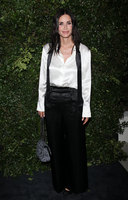 Courteney Cox Longsleeve T-shirt #3307529