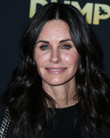 Courteney Cox magic mug #G2354107