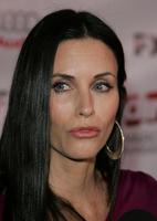 Courteney Cox Longsleeve T-shirt #3736882
