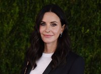 Courteney Cox Longsleeve T-shirt #3736911